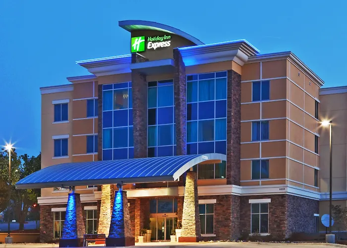 Holiday Inn Express & Suites North Dallas At Preston By Ihg