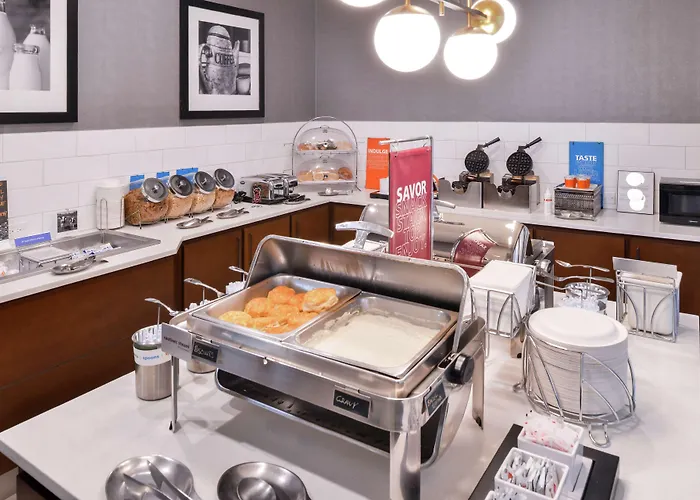 Hampton Inn & Suites Legacy Park-Frisco