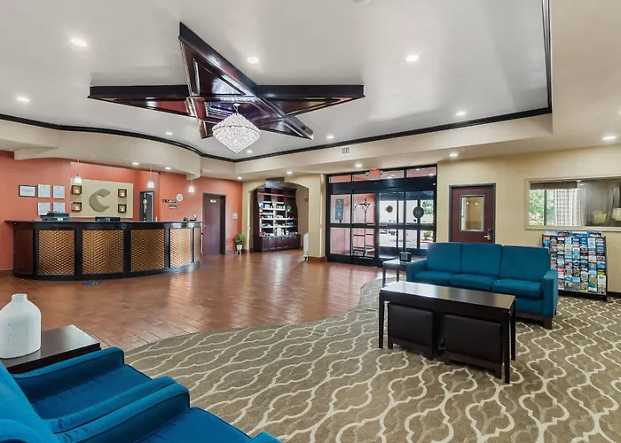 Comfort Suites Lake Worth
